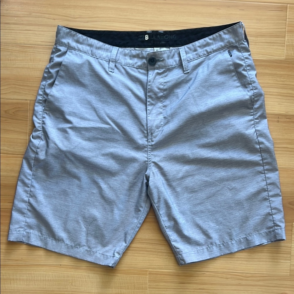 Billabong Men's Gray Shorts